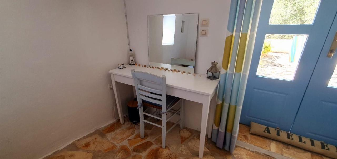 Sapounakeika Maison Charme Avec Piscine Privee, Pres De La Mer A Sappounakeika, Tyros מראה חיצוני תמונה