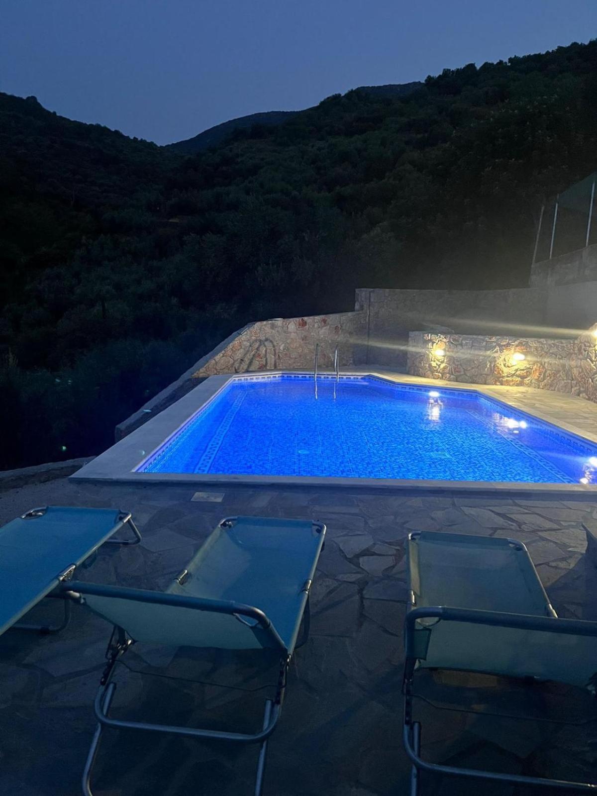 Sapounakeika Maison Charme Avec Piscine Privee, Pres De La Mer A Sappounakeika, Tyros מראה חיצוני תמונה